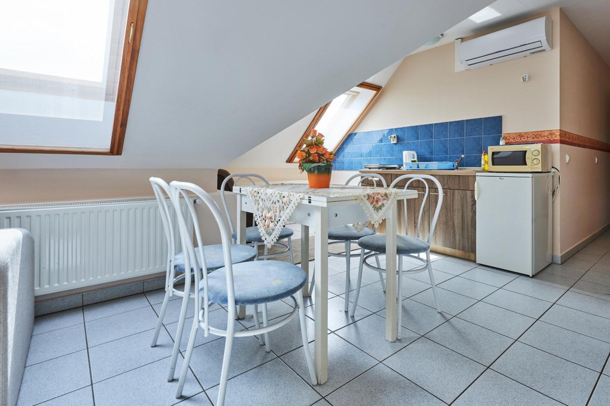 Ada Apartmanhaz Hajdúszoboszló Exteriör bild