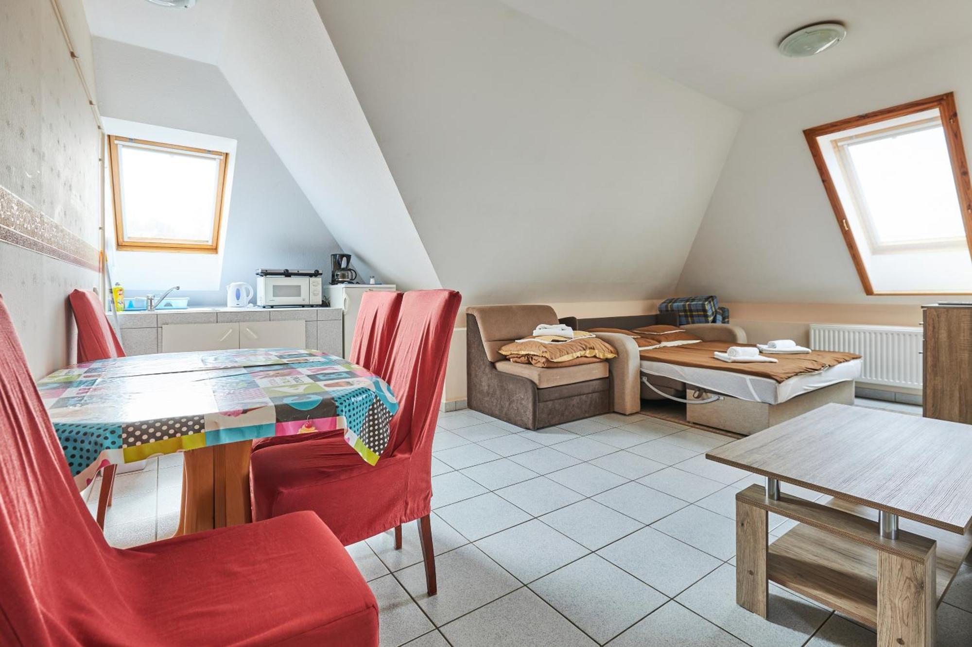 Ada Apartmanhaz Hajdúszoboszló Exteriör bild