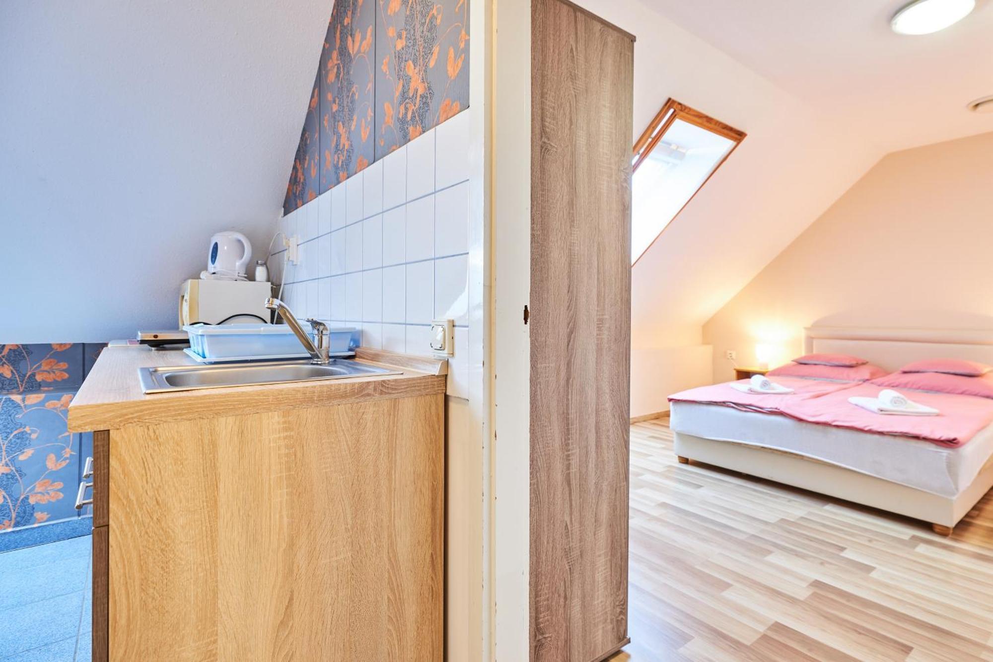 Ada Apartmanhaz Hajdúszoboszló Exteriör bild
